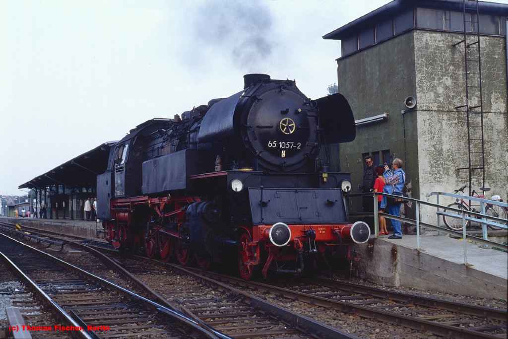 65 1057 im Bf. Berlin-Charlottenburg